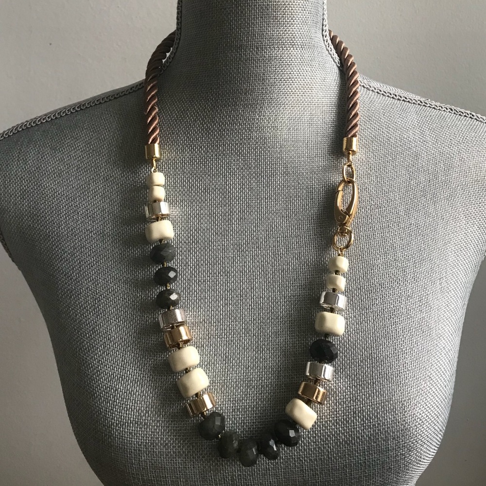 Stella & Dot Chunky Labradorite Necklace